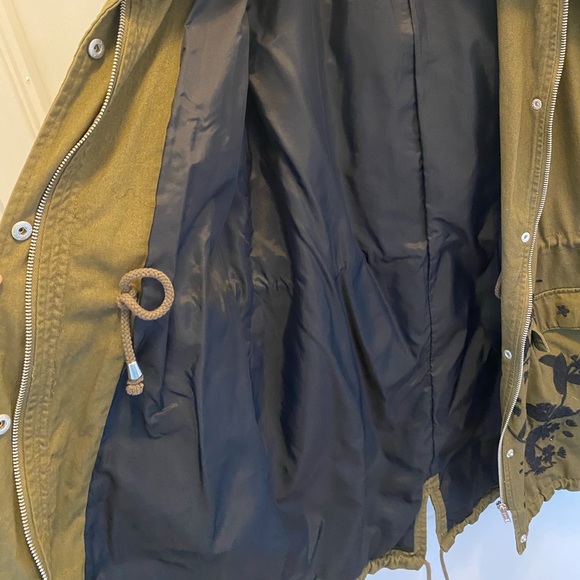 Fall/Spring jacket - New condition - Picture 2 of 4